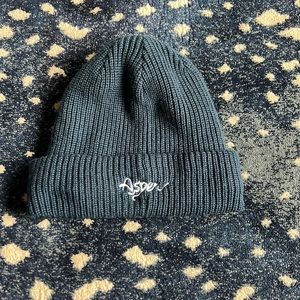 Never worn Mad Happy Aspen hat exclusive